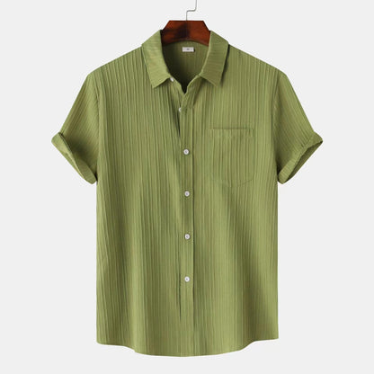 Men's short sleeved shirt for summer